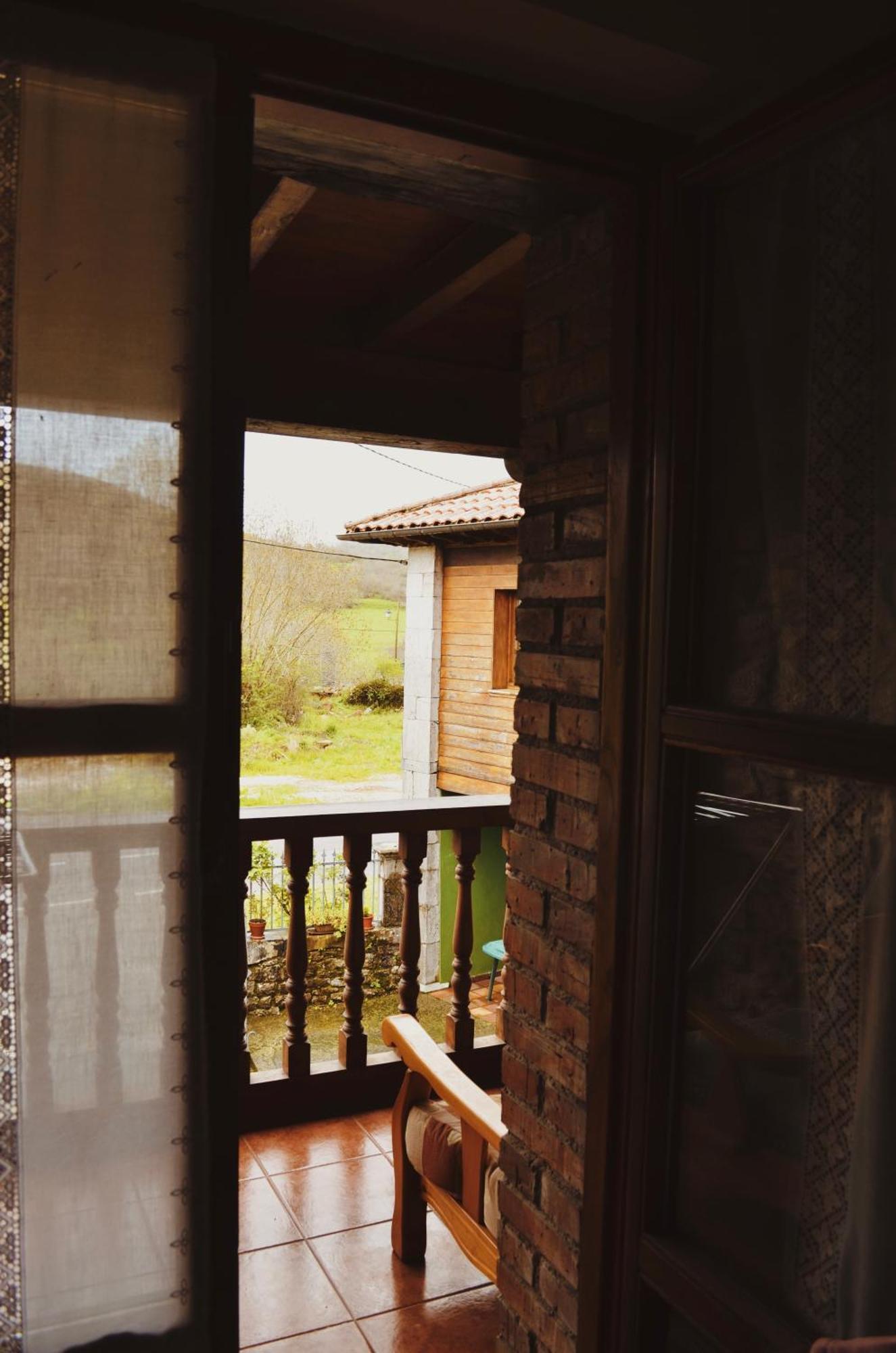 La Cabada Vila Ortiguero Exterior foto