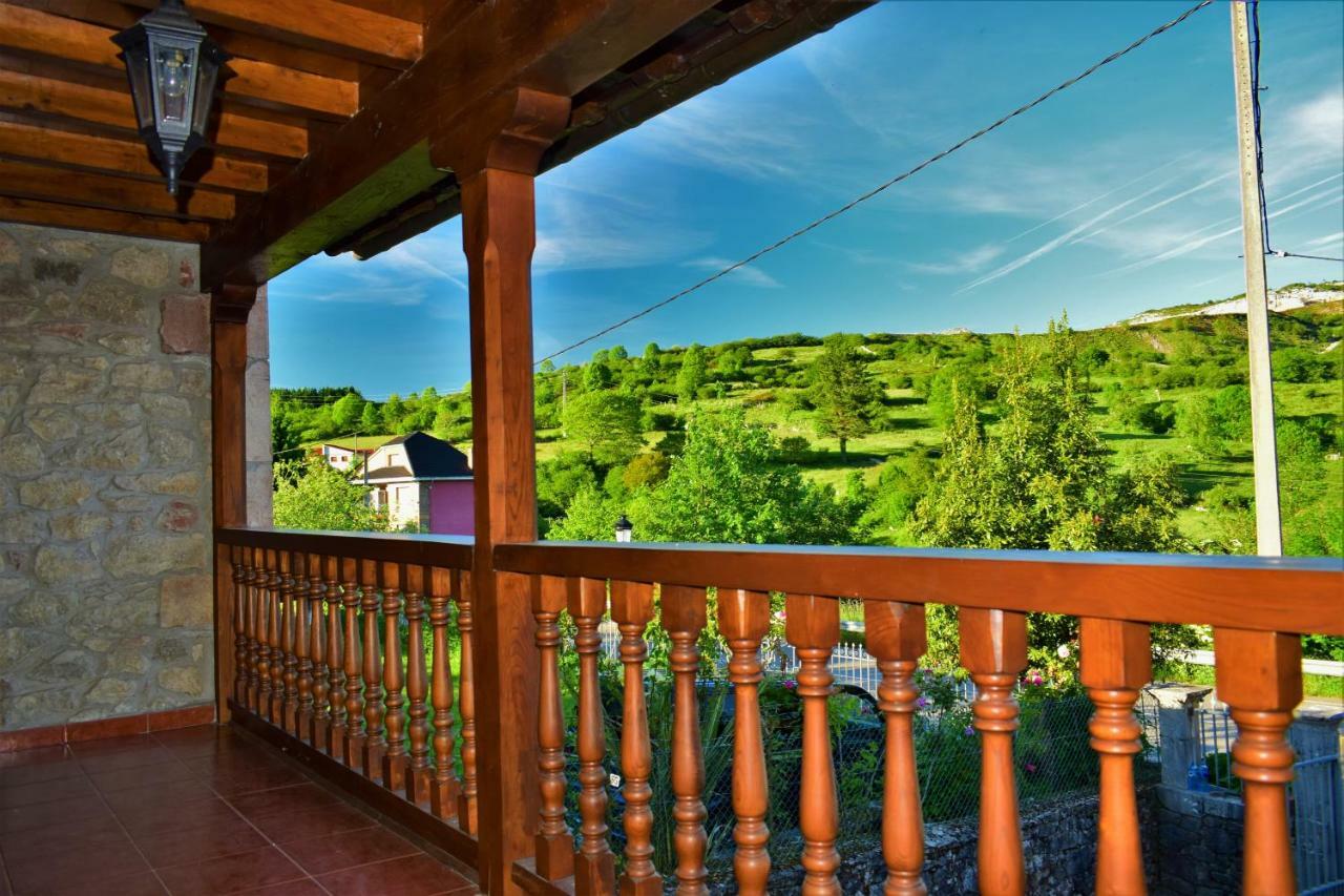 La Cabada Vila Ortiguero Exterior foto